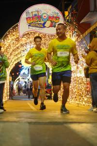 BIB: 50104, 50190
                            <button type="button" onclick="openModal(21832301)" class="btn btn-primary btn-sm float-right btn-popup" data-toggle="modal" data-target=".modal-high-quality">
                        <i class="fas fa-shopping-cart"></i> Add to Cart
                    </button>
                                            <button type="button" onclick="isThisMe(21832301, true)" class="btn btn-success btn-sm float-right btn-popup btn-isme hidden" data-toggle="tooltip" data-placement="bottom" title="นี่คือรูปของคุณใช่ไหม คลิกที่นี่เพื่อเอาเข้าอัลบั้ม">
                        <i class="fas fa-plus"></i> Add to album
                    </button>
                    <button type="button" onclick="isThisMe(21832301, false)" class="btn btn-warning btn-sm float-right btn-popup btn-isnotme hidden">
                        <i class="fas fa-ban"></i> Remove from album
                    </button>